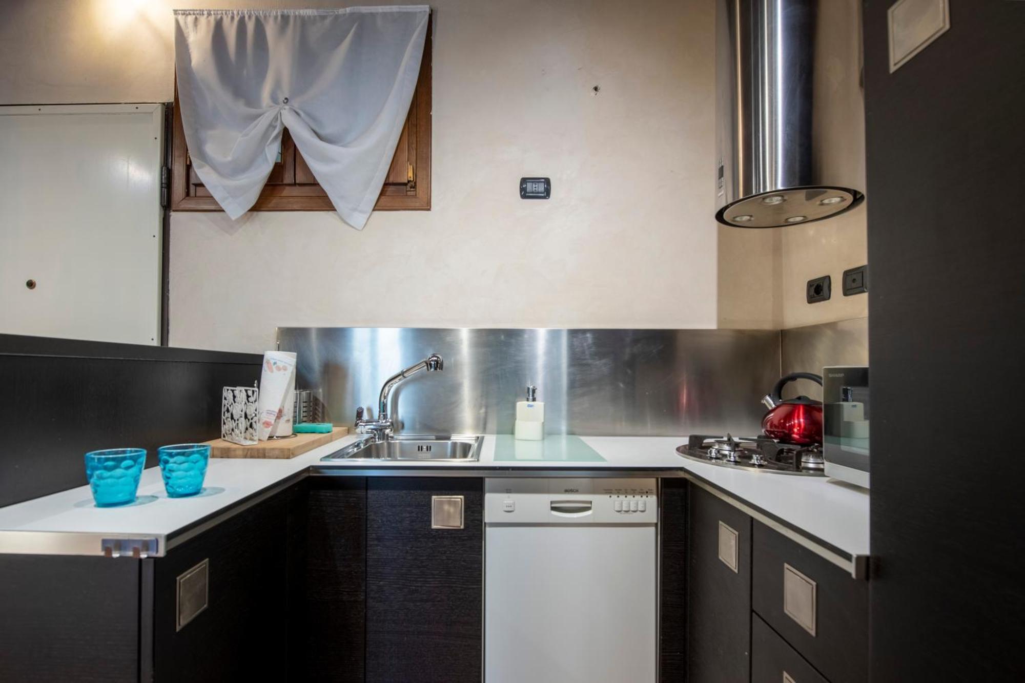 Ai Piedi Del Castello / 4Pl / Apt. Full Verona Exterior photo